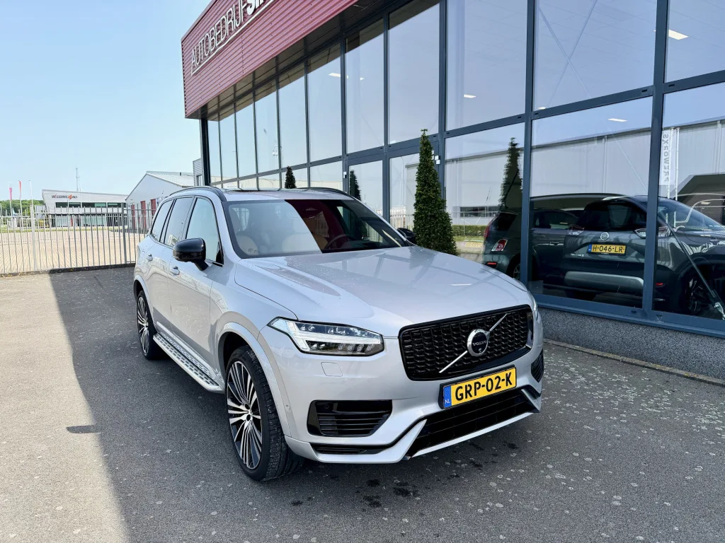 Volvo XC90 (2024) — foto 1
