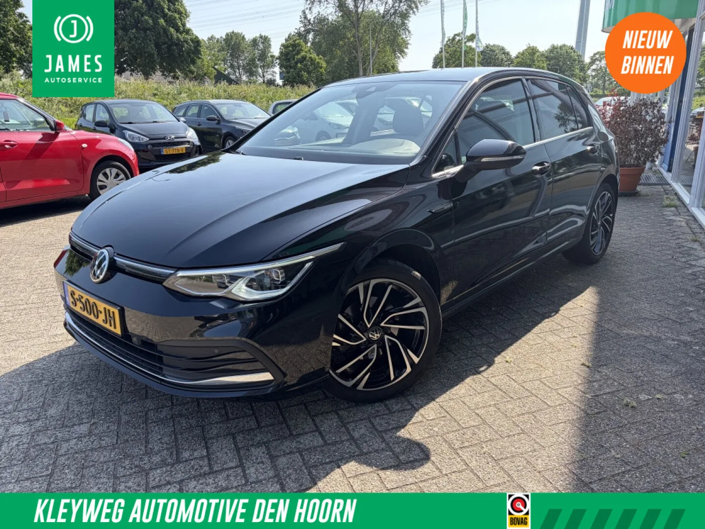 Volkswagen Golf (2020) — foto 1