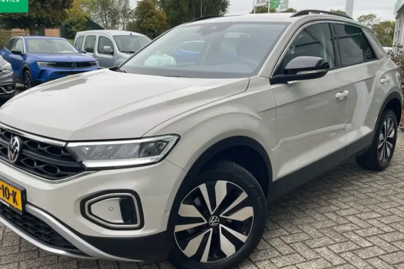 Volkswagen T-Roc (2025)