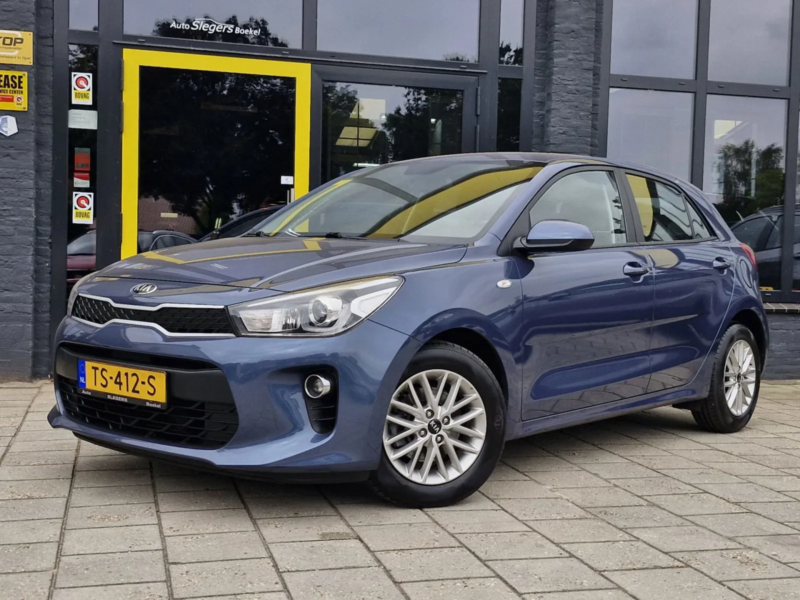 Kia Rio (2018) — foto 1