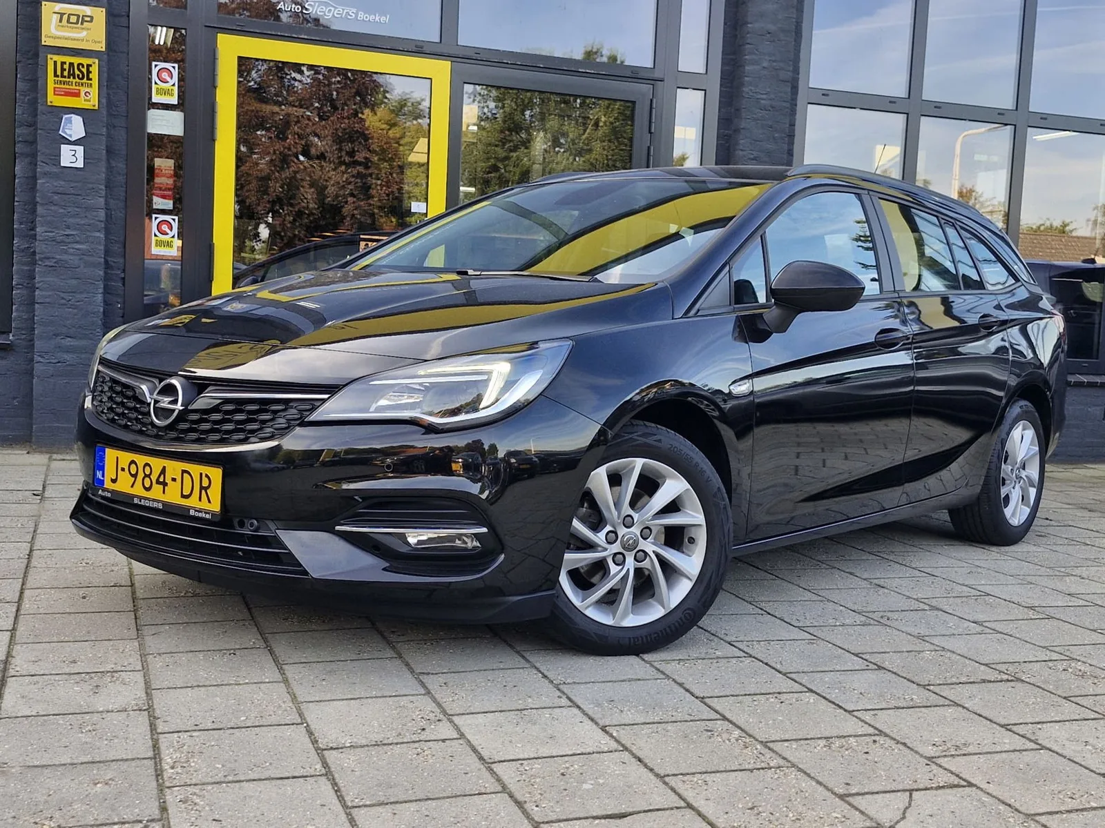 Opel Astra (2020) — foto 1
