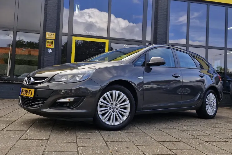 Opel Astra (2015)