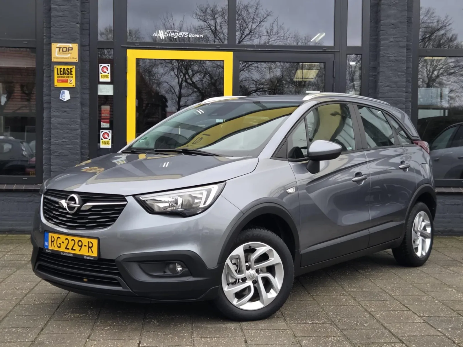 Opel Crossland X (2017) — foto 1
