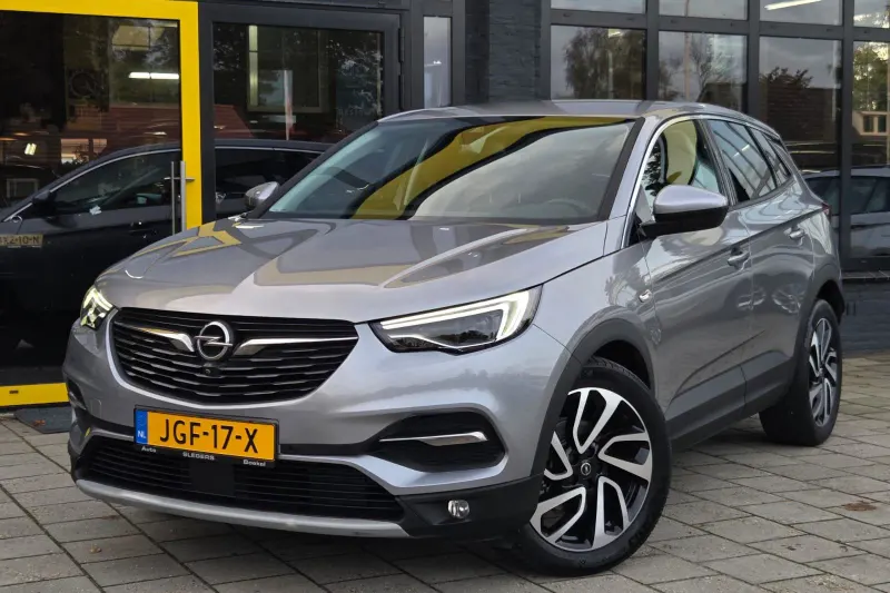 Opel Grandland X (2018)