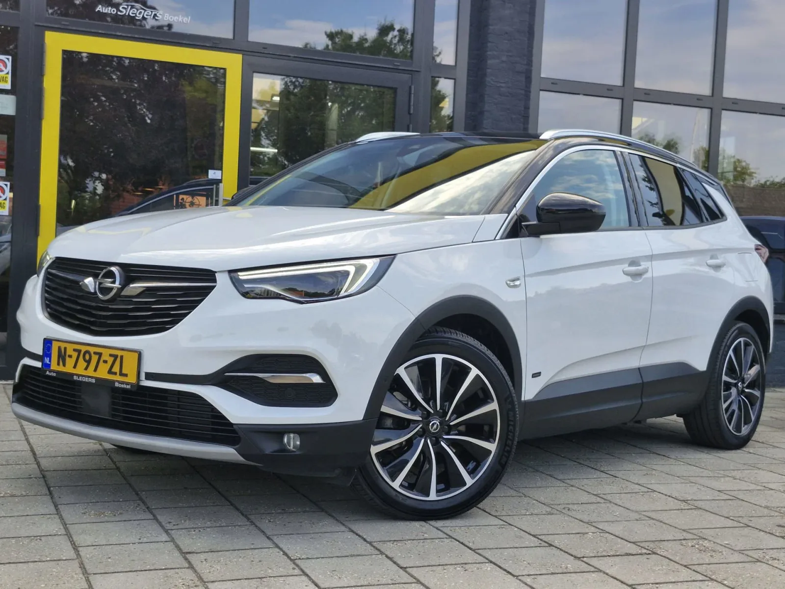Opel Grandland X (2020) — foto 1
