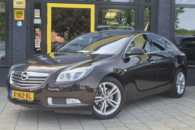 Opel Insignia (2012)