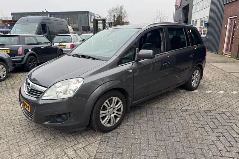 Opel Zafira (2009)