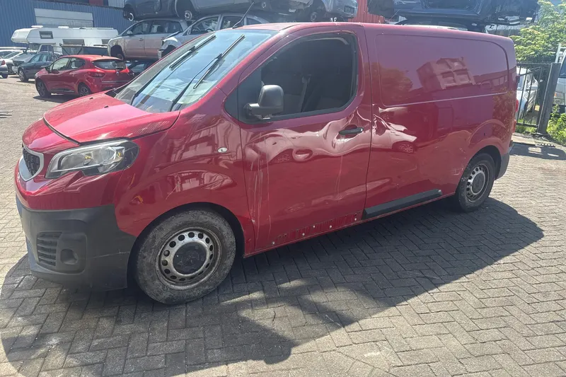 Peugeot Expert (2016)