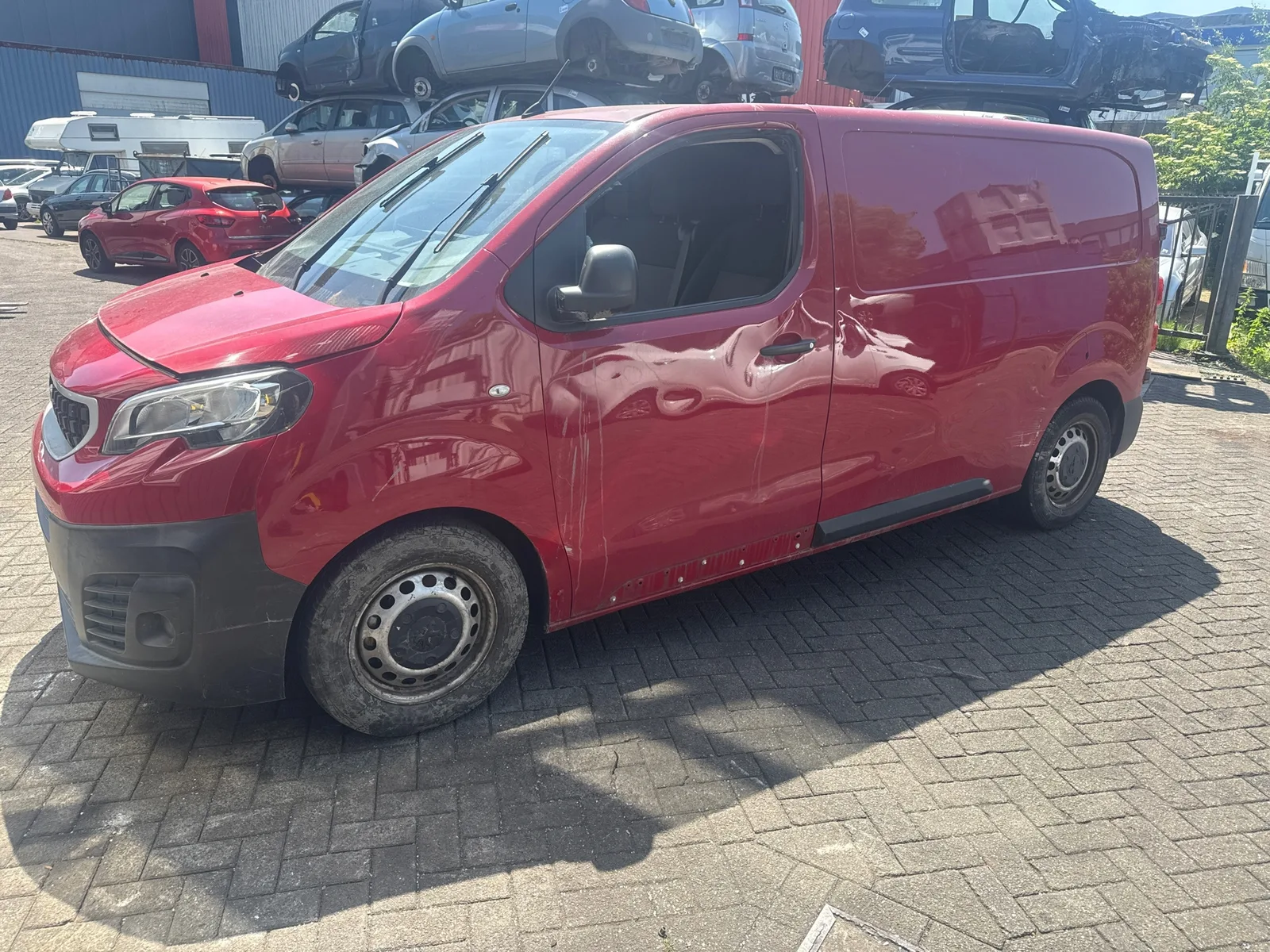 Peugeot Expert (2016) — foto 1