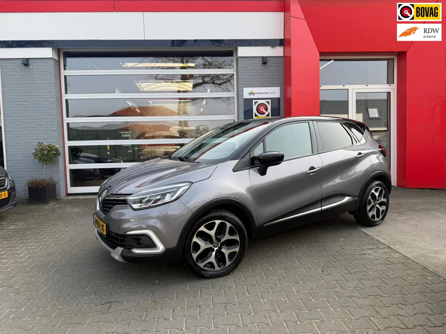 Renault Captur (2019) — foto 1