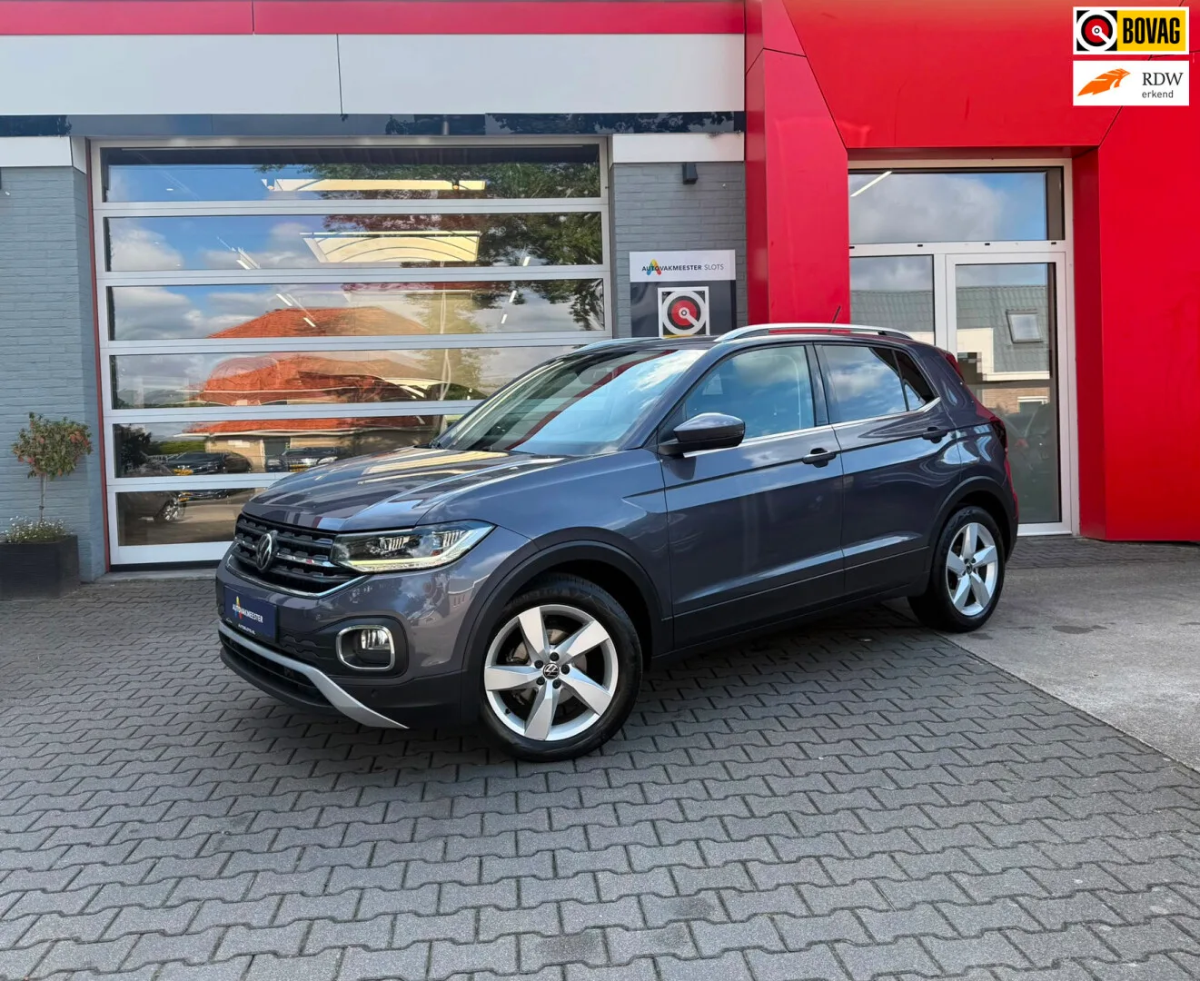 Volkswagen T-Cross (2022) — foto 1