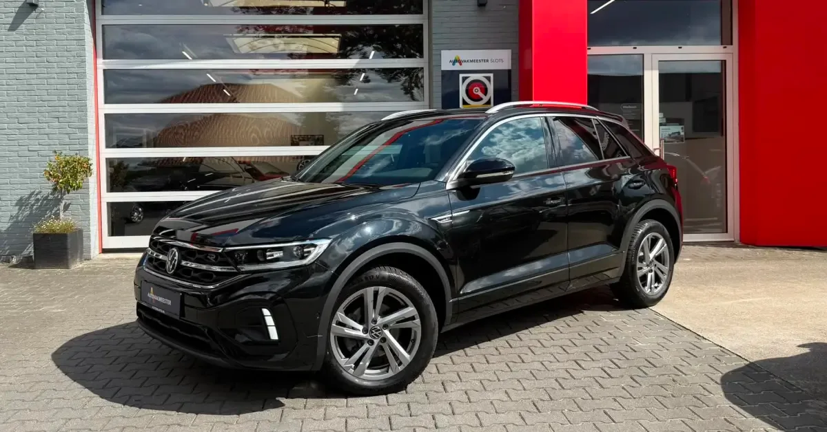 Volkswagen T-Roc (2025) — foto 1