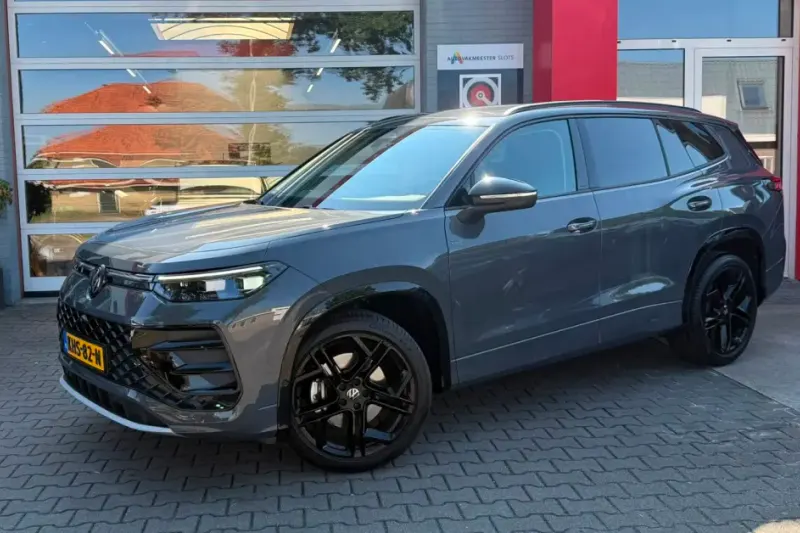 Volkswagen Tayron (2025)