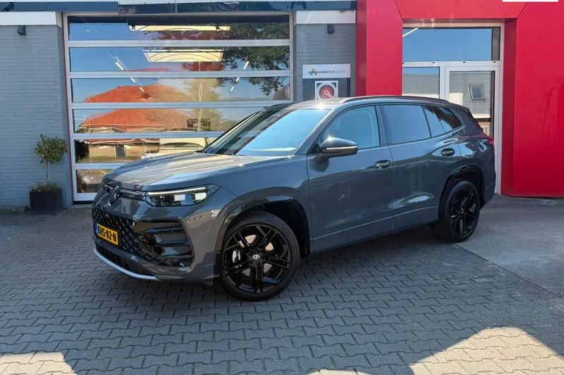 Volkswagen Tayron (2025)