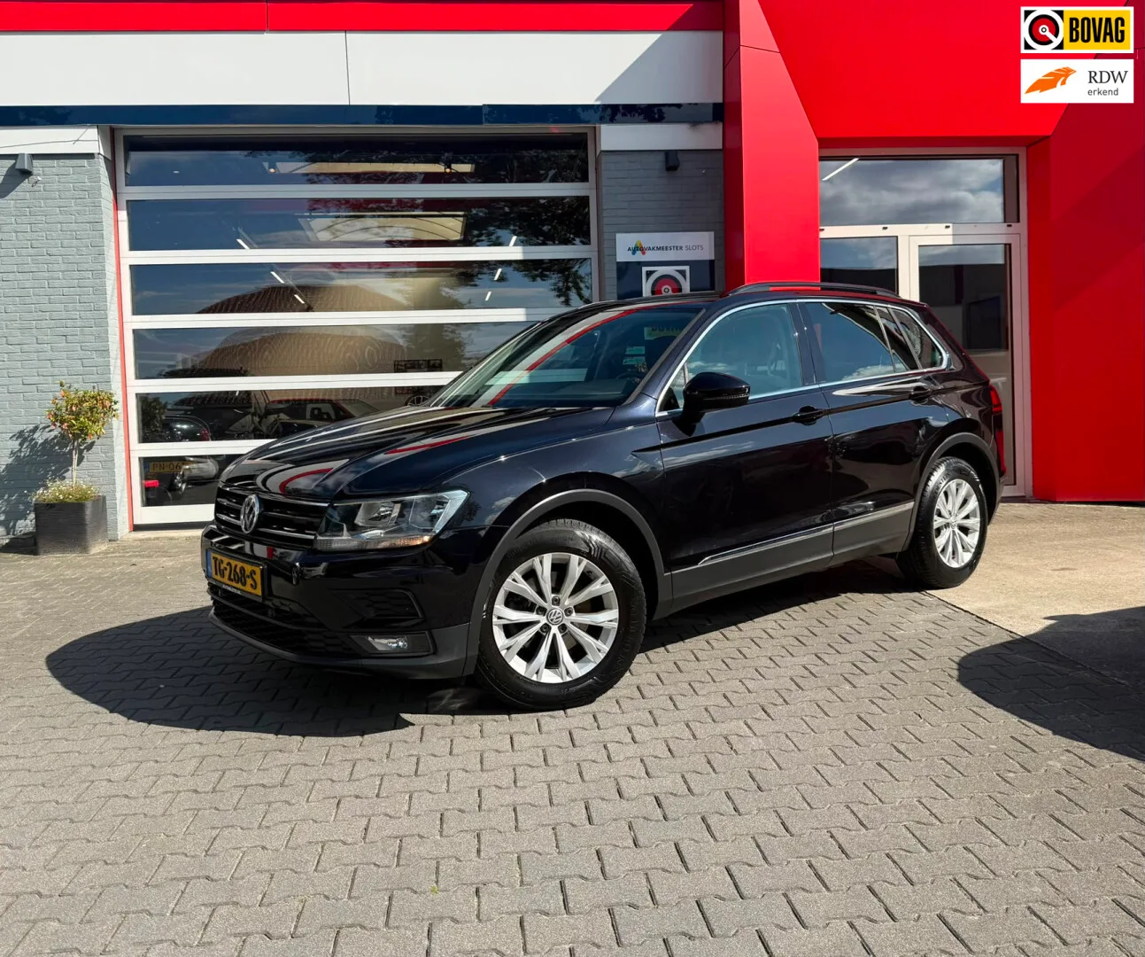 Volkswagen Tiguan (2018) — foto 1