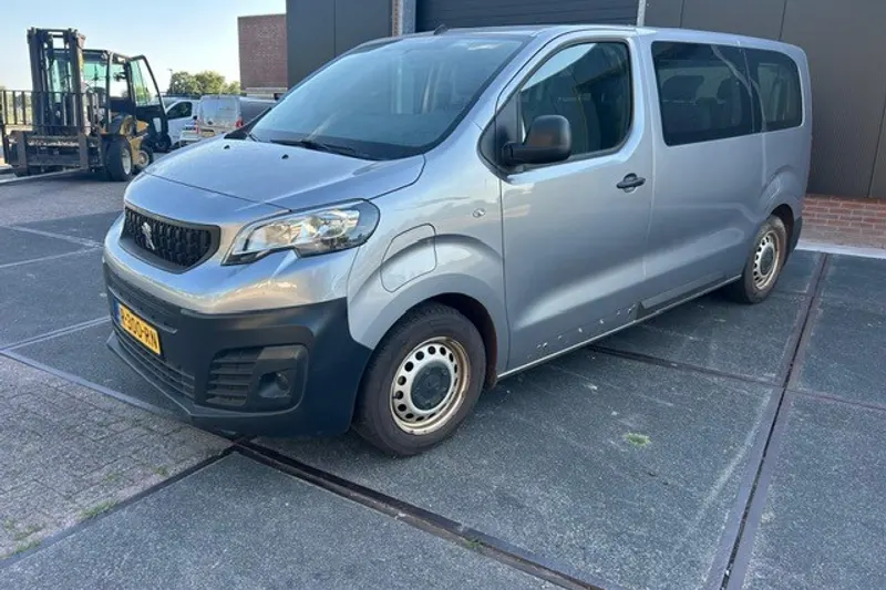 Peugeot e-Expert (2022)