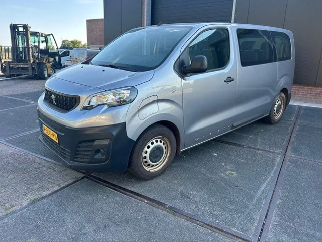 Peugeot e-Expert (2022) — foto 1