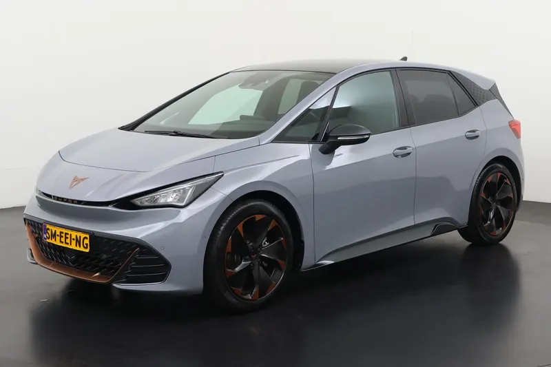 CUPRA Born (2022)