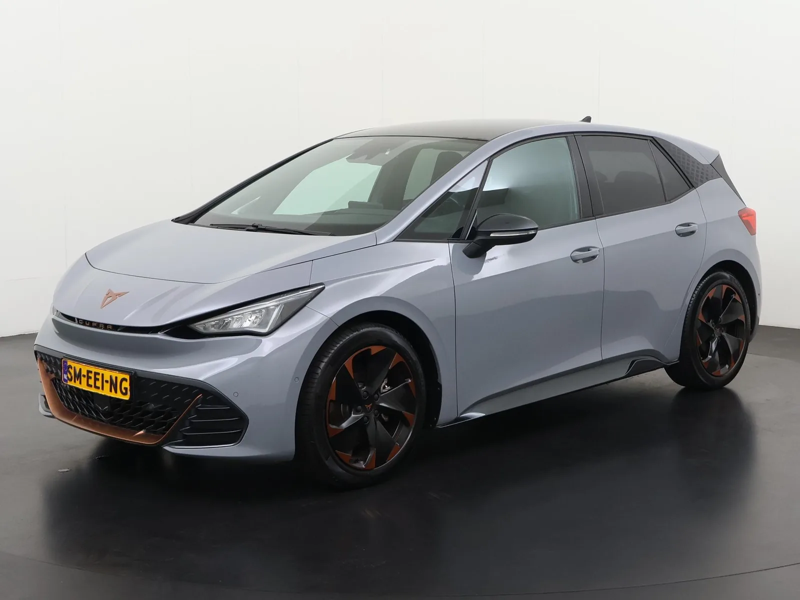 CUPRA Born (2024) — foto 1