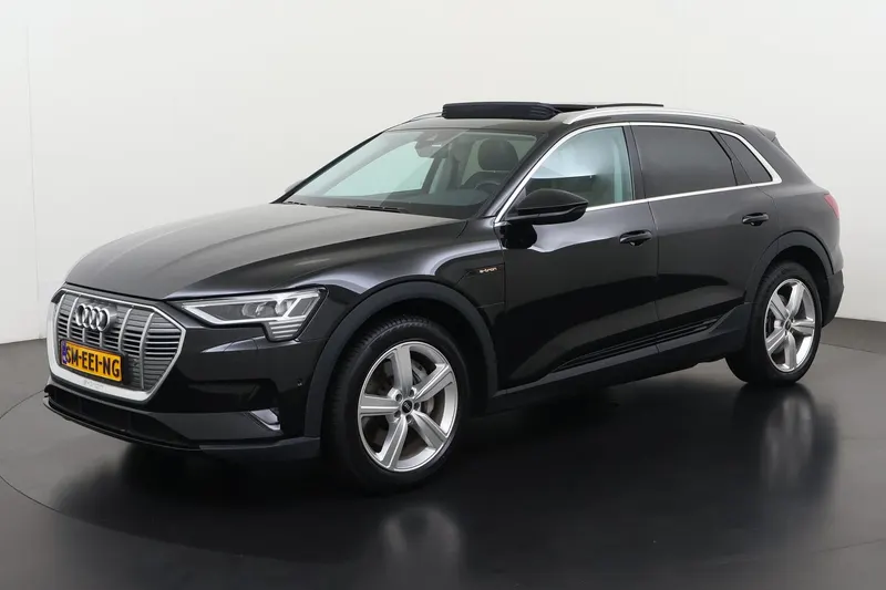 Audi e-tron (2023)