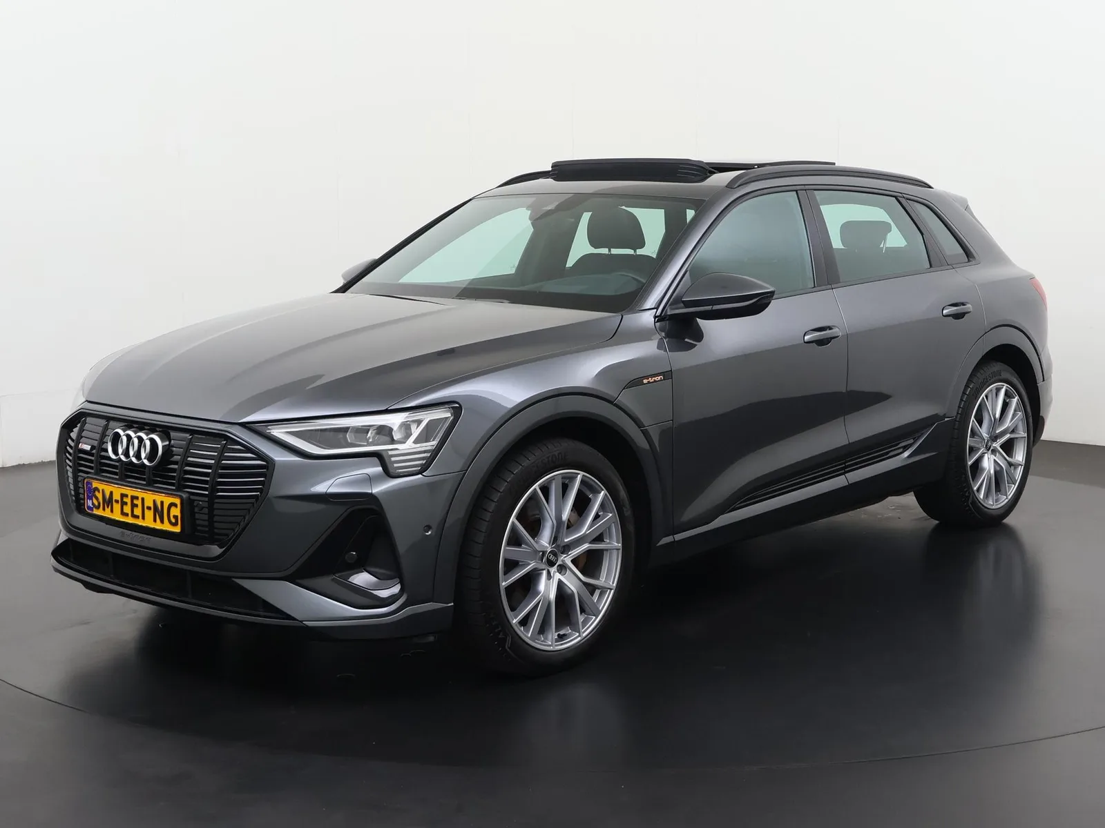 Audi e-tron (2022) — foto 1