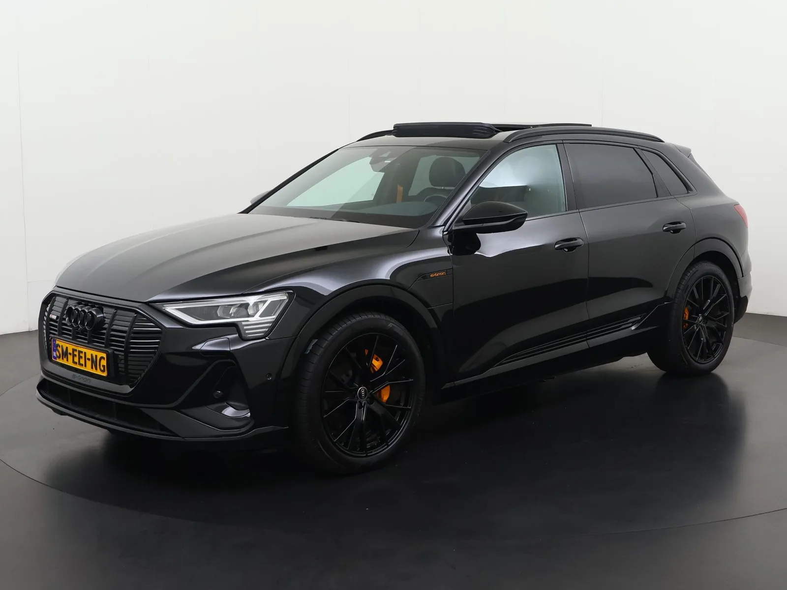 Audi e-tron (2023) — foto 1
