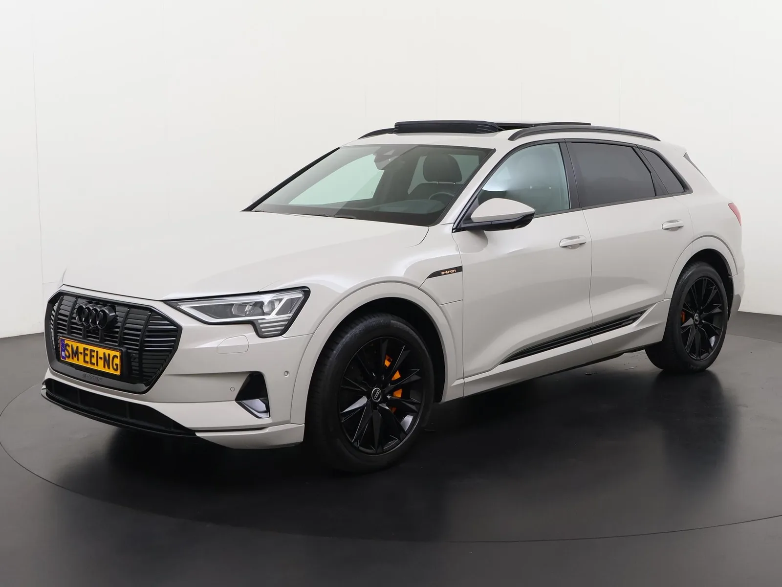 Audi e-tron (2022) — foto 1
