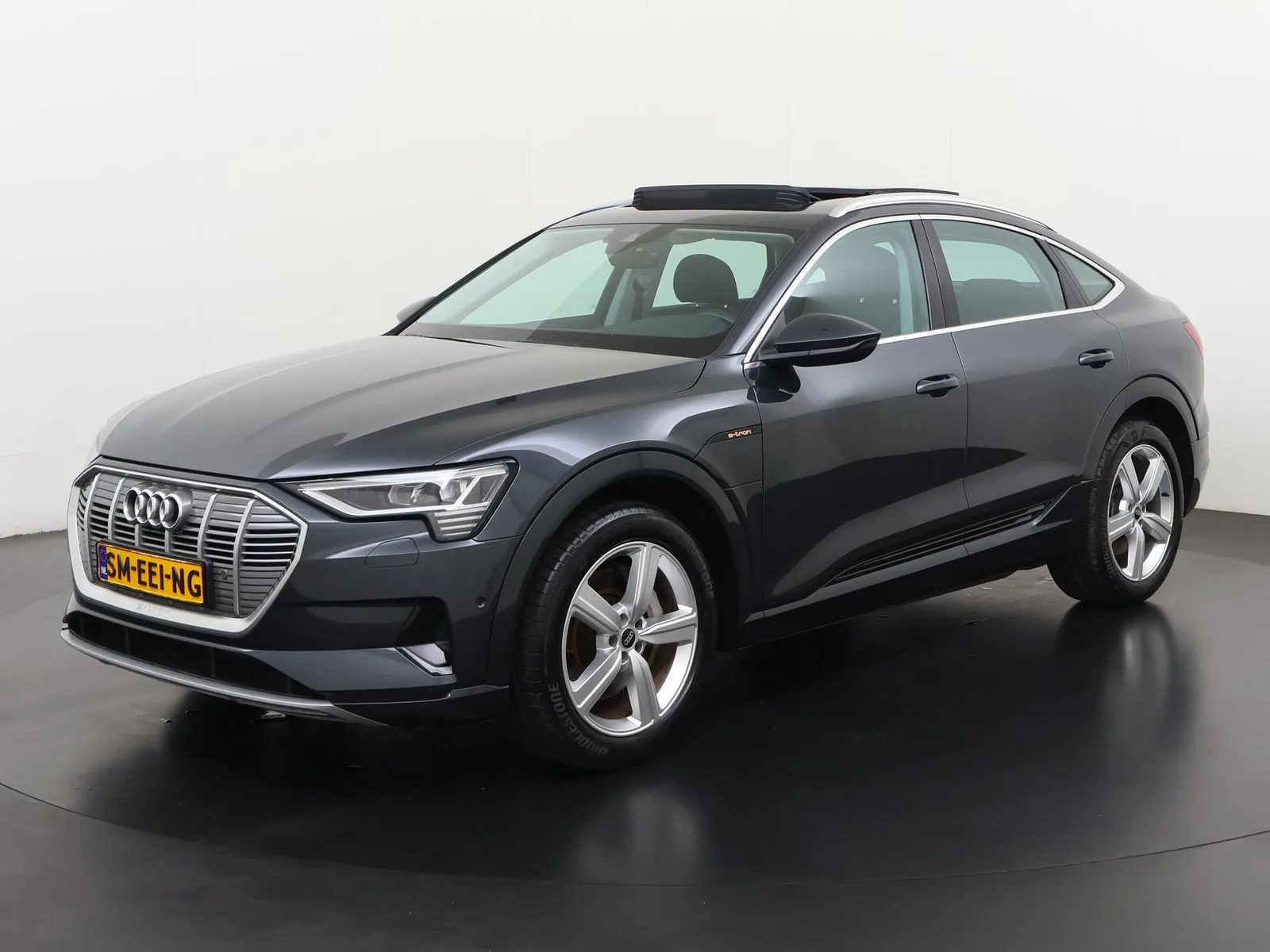 Audi e-tron (2022) — foto 1