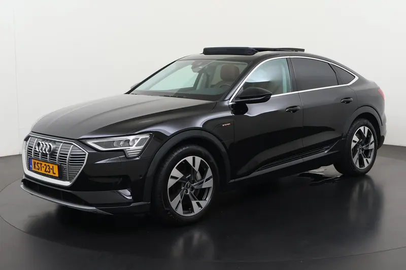 Audi e-tron (2023)