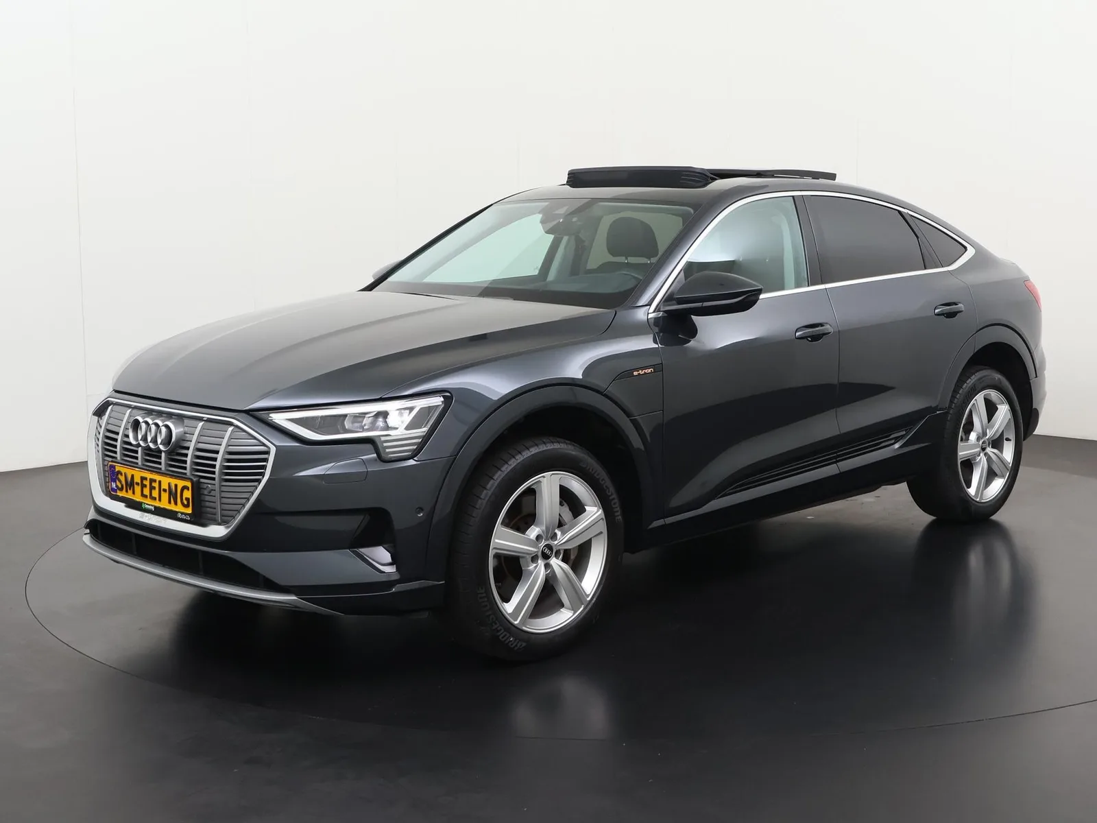 Audi e-tron (2022) — foto 1