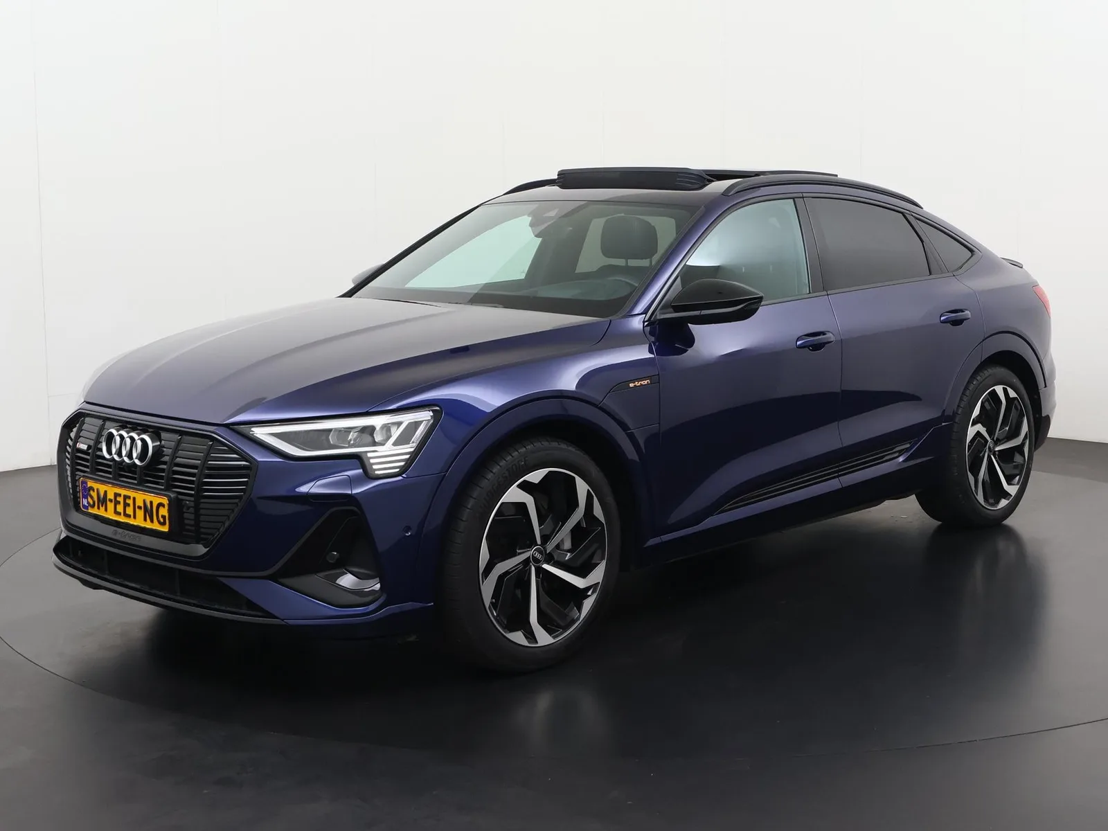 Audi e-tron (2021) — foto 1