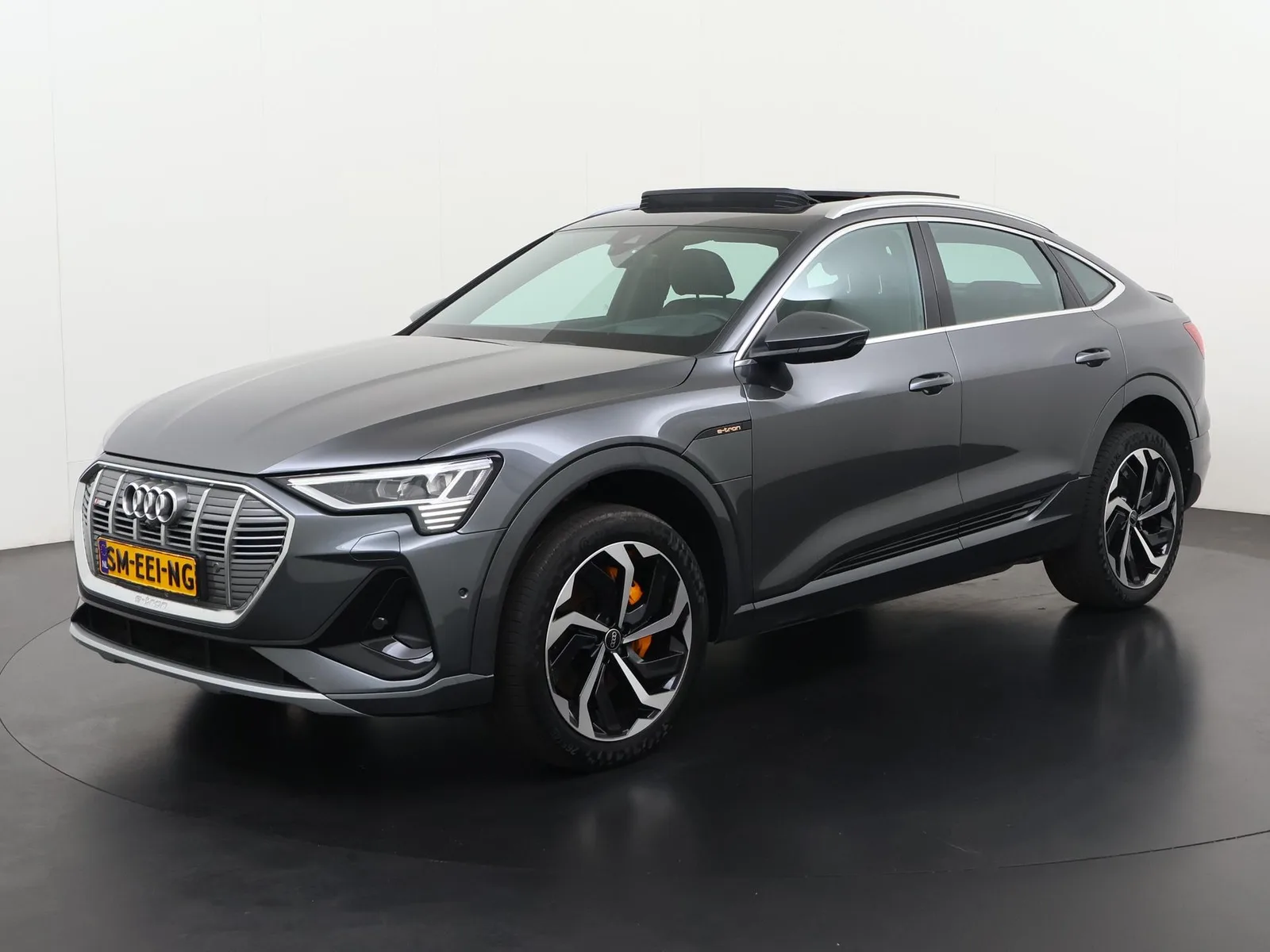 Audi e-tron (2022) — foto 1