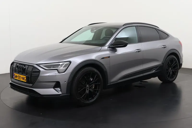 Audi e-tron (2023)