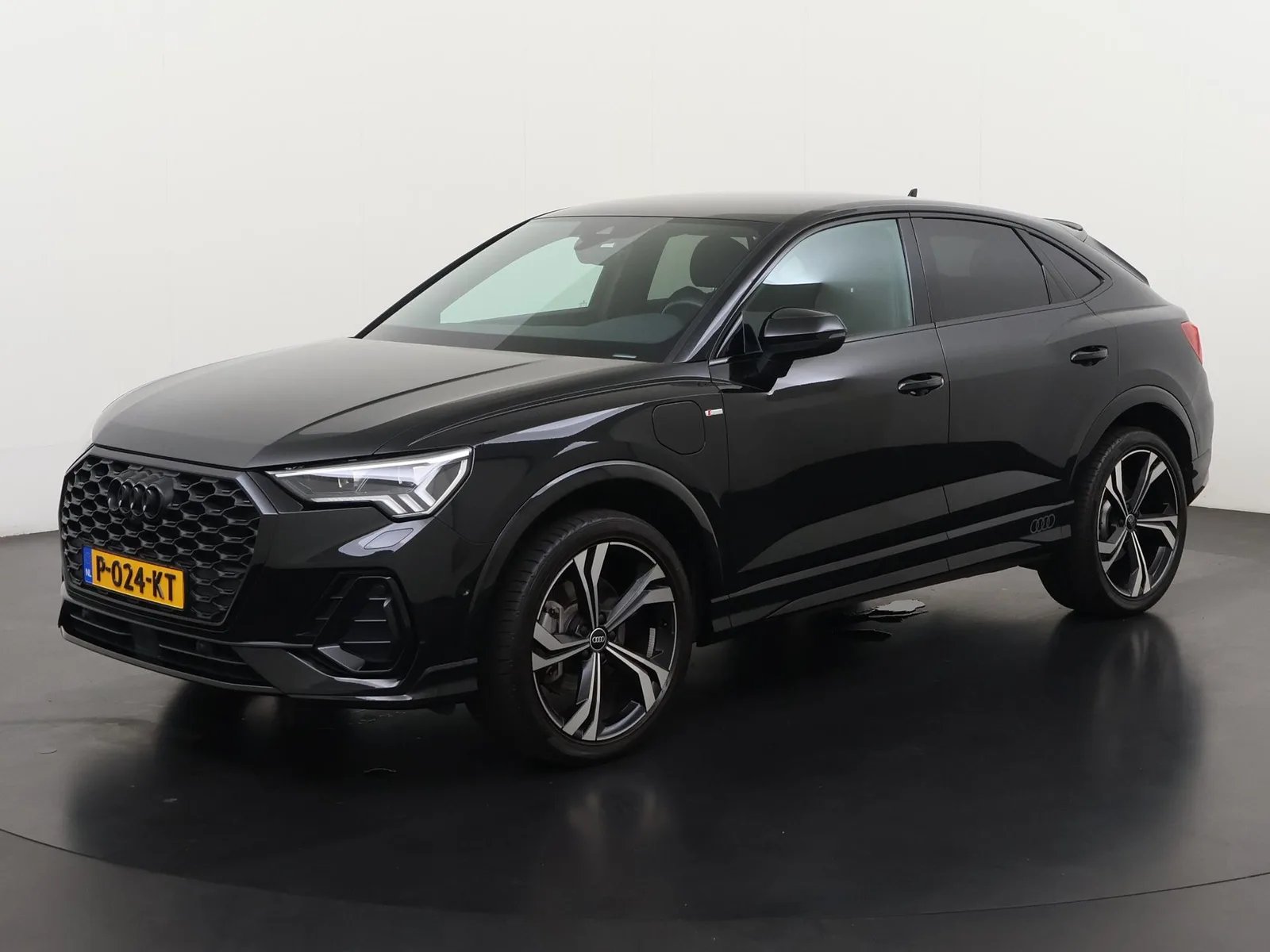 Audi Q3 (2026) — foto 1