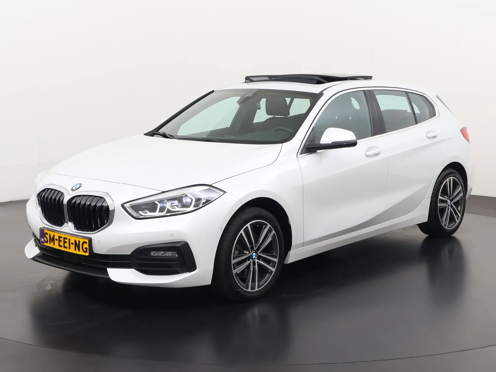 BMW 1-Serie (2021) — foto 1