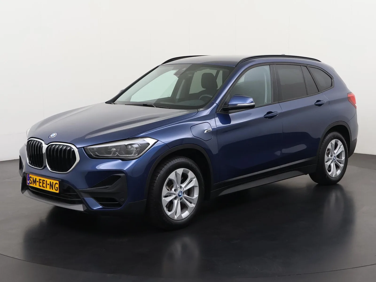 BMW X1 (2021) — foto 1