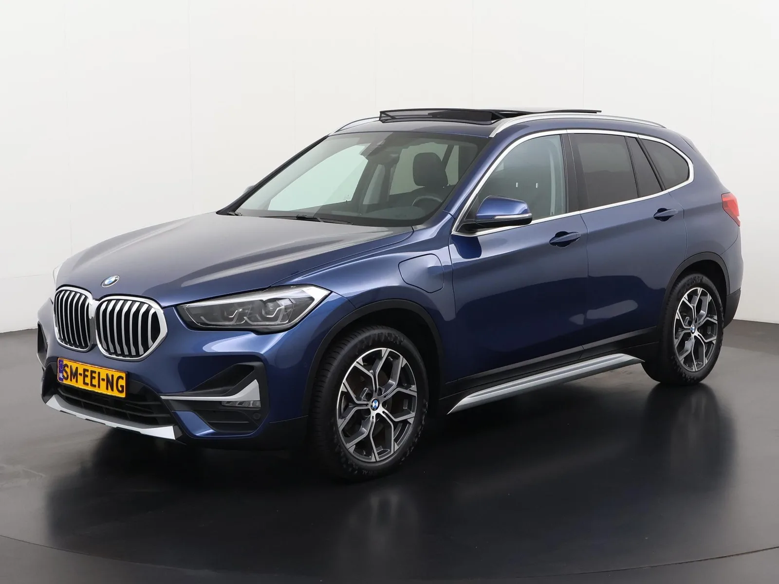 BMW X1 (2021) — foto 1
