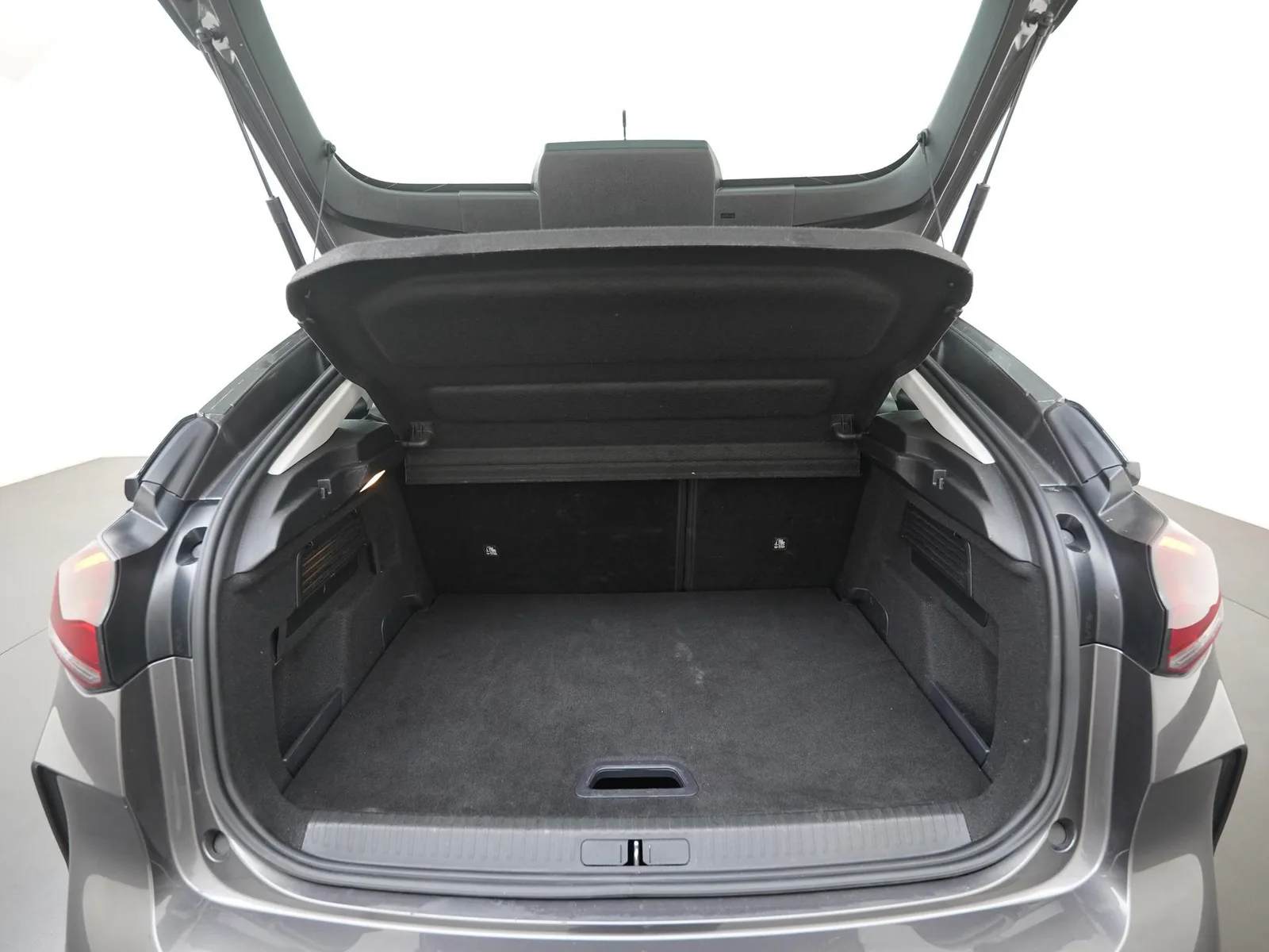 Citroën ë-C4 (2023) — foto 1
