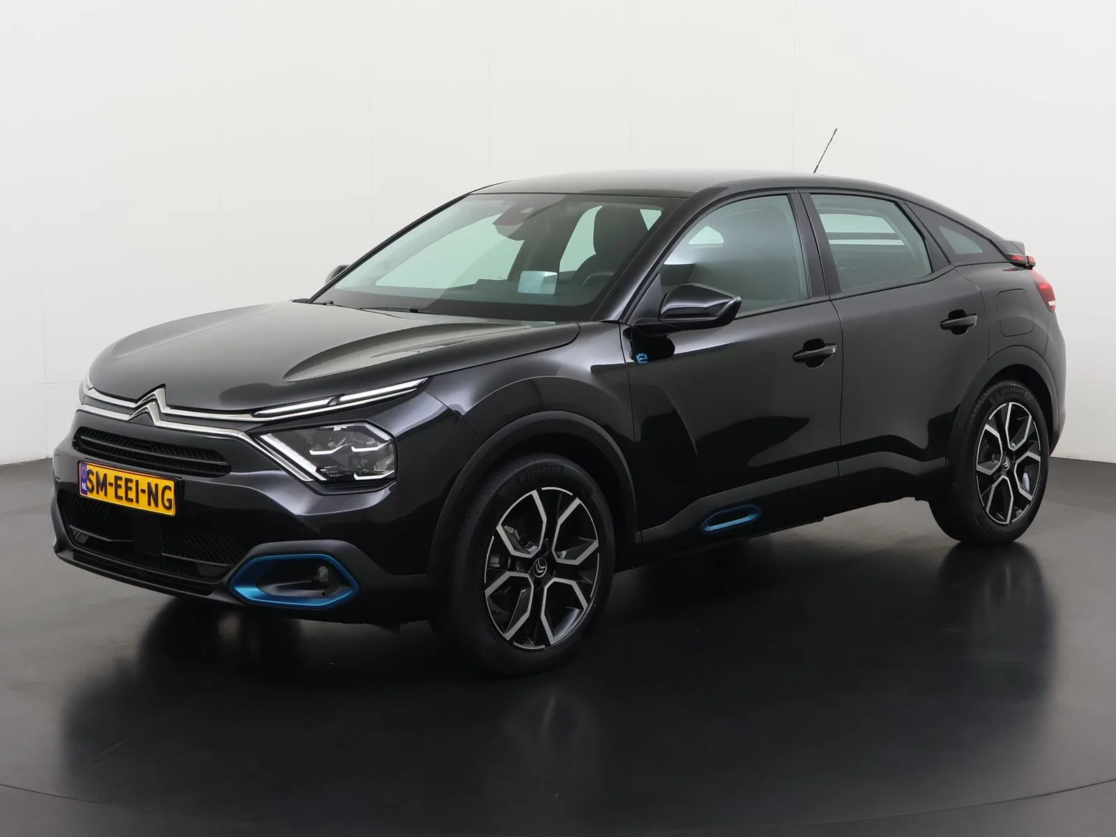 Citroën ë-C4 (2023) — foto 1
