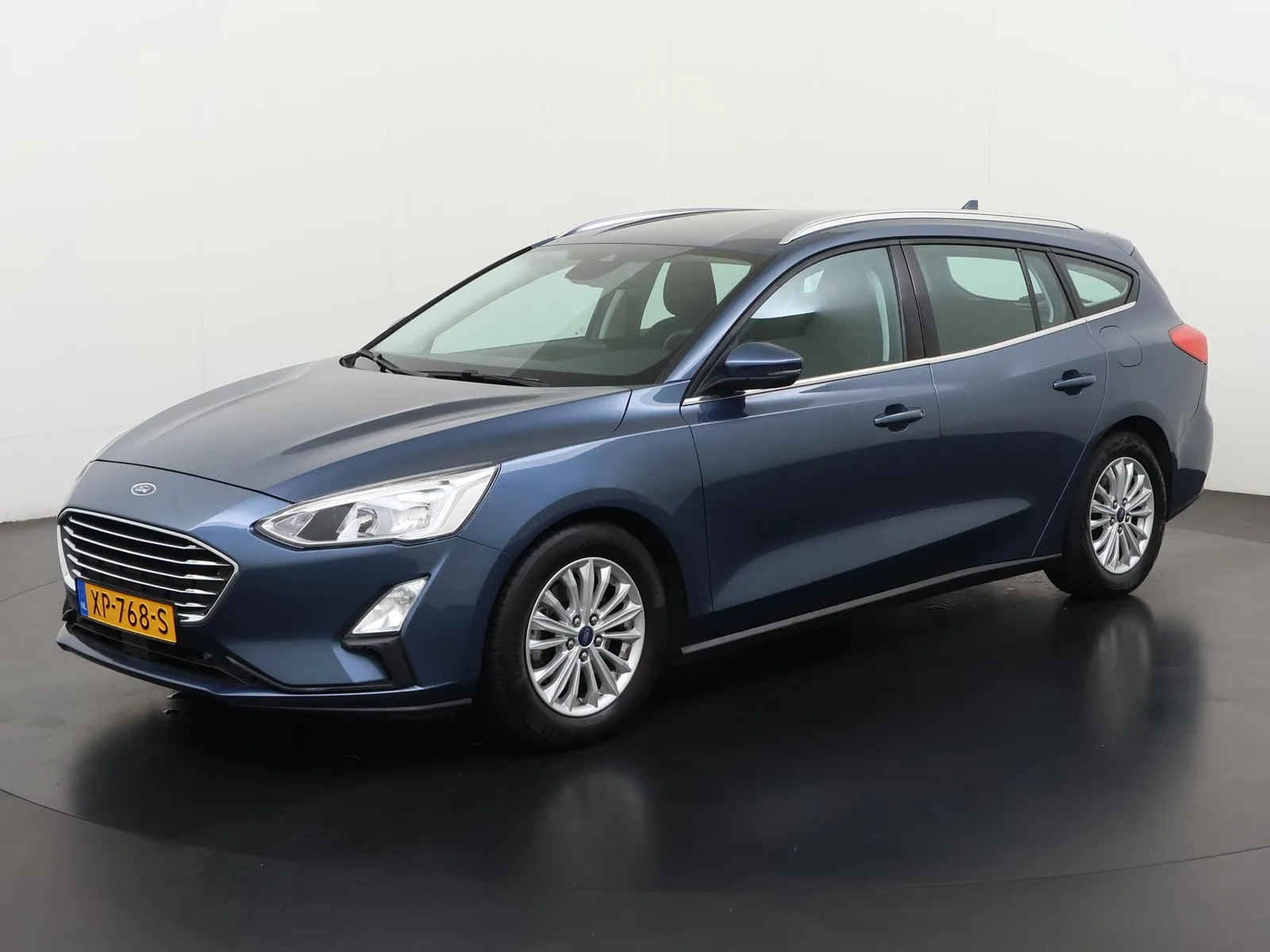 Ford Focus (2019) — foto 1