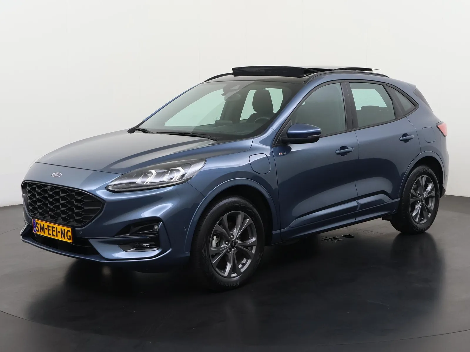 Ford Kuga (2025) — foto 1