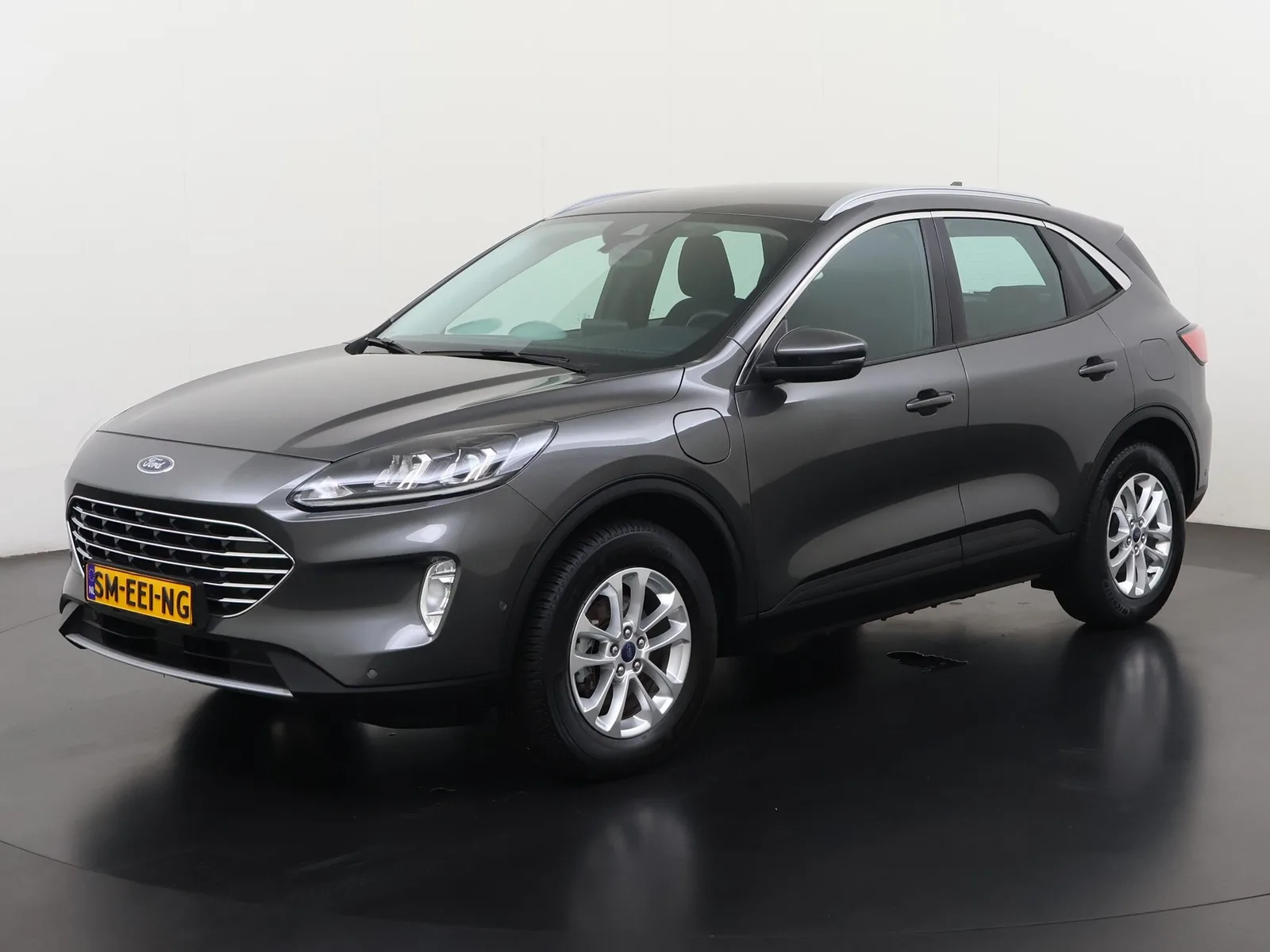 Ford Kuga (2023) — foto 1