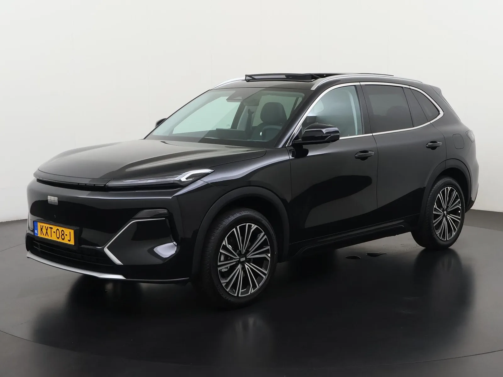 Geely Starray EM-i (2026) — foto 1