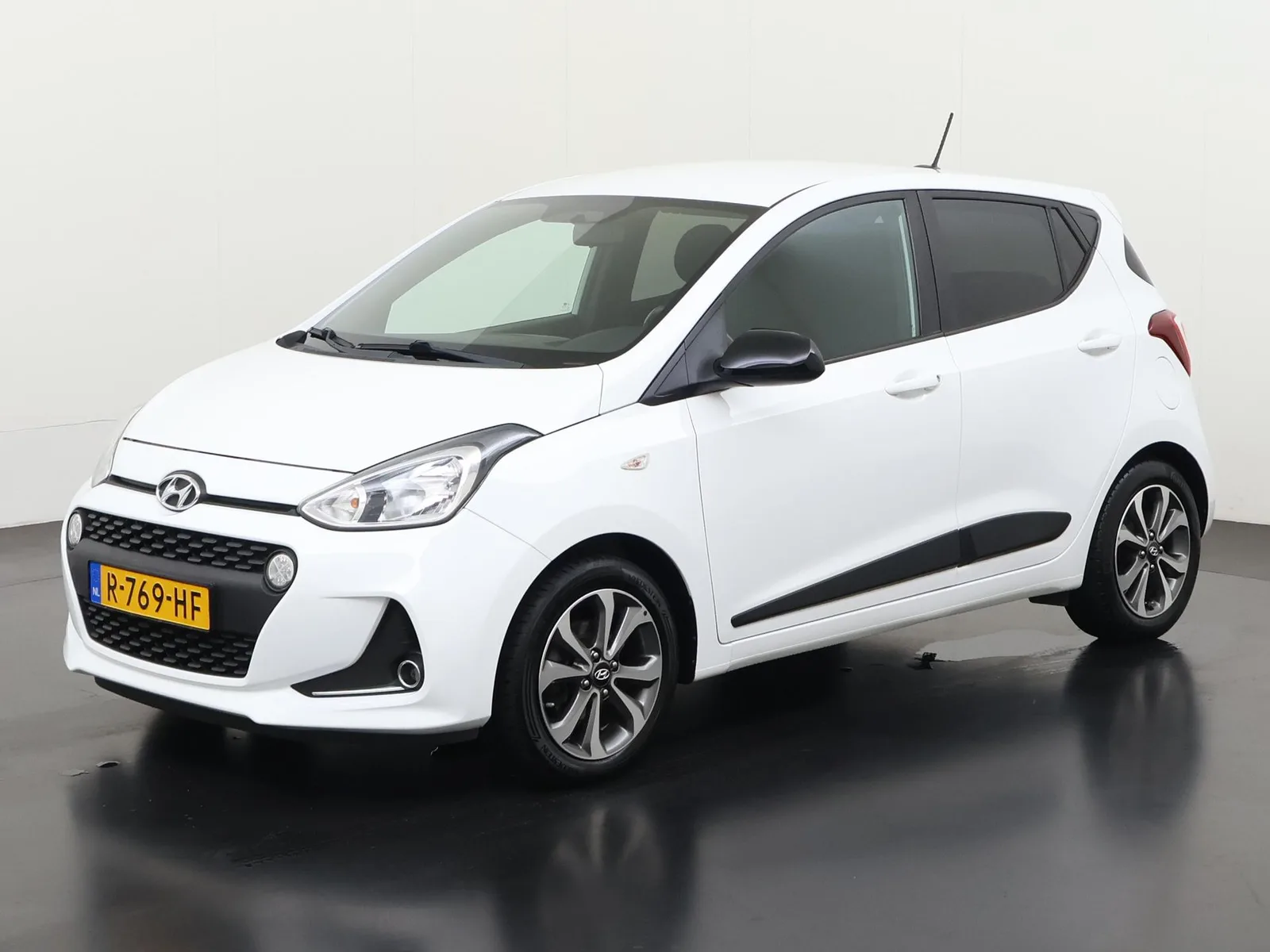 Hyundai i10 (2019) — foto 1