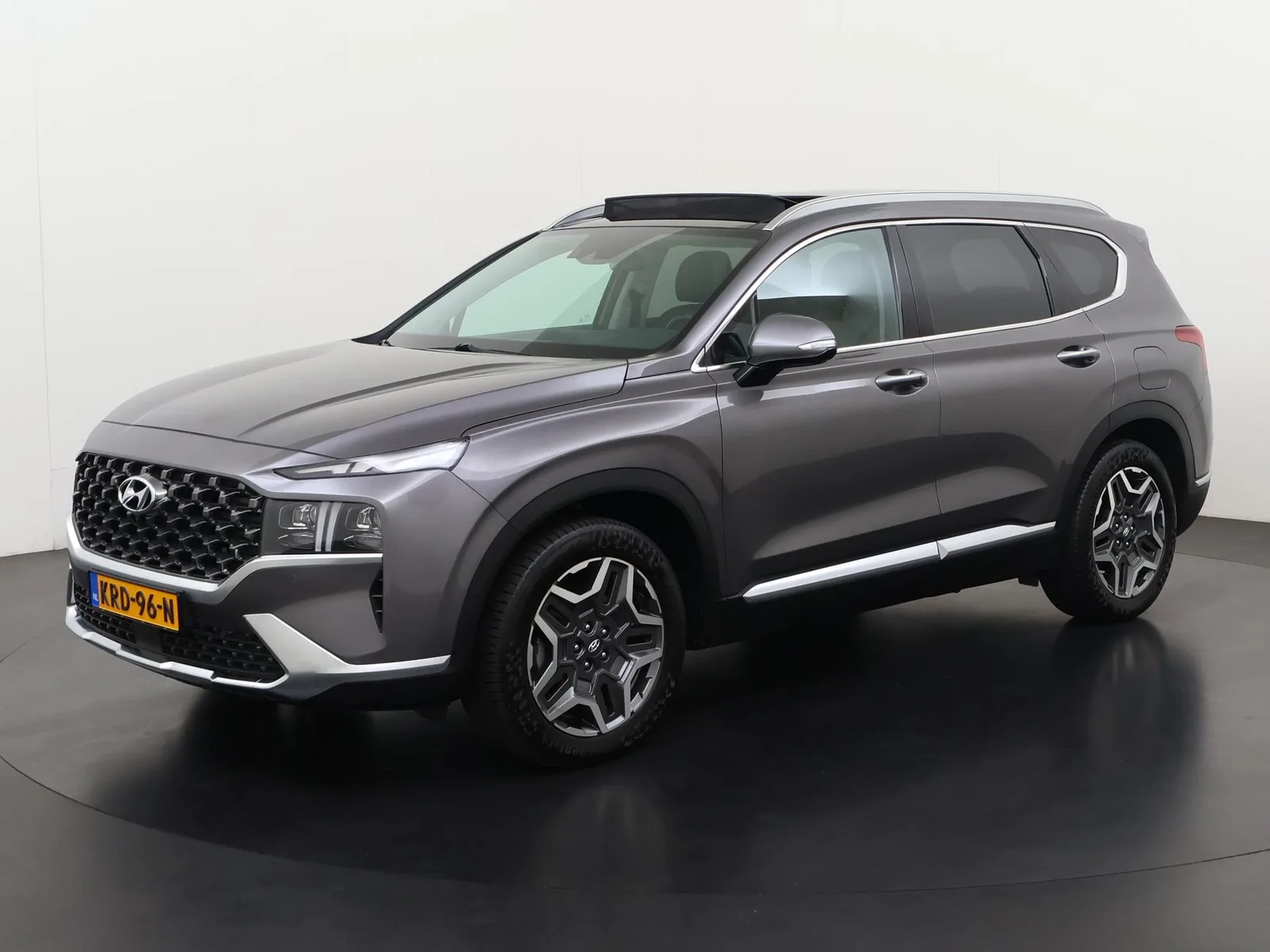 Hyundai Santa Fe (2025) — foto 1