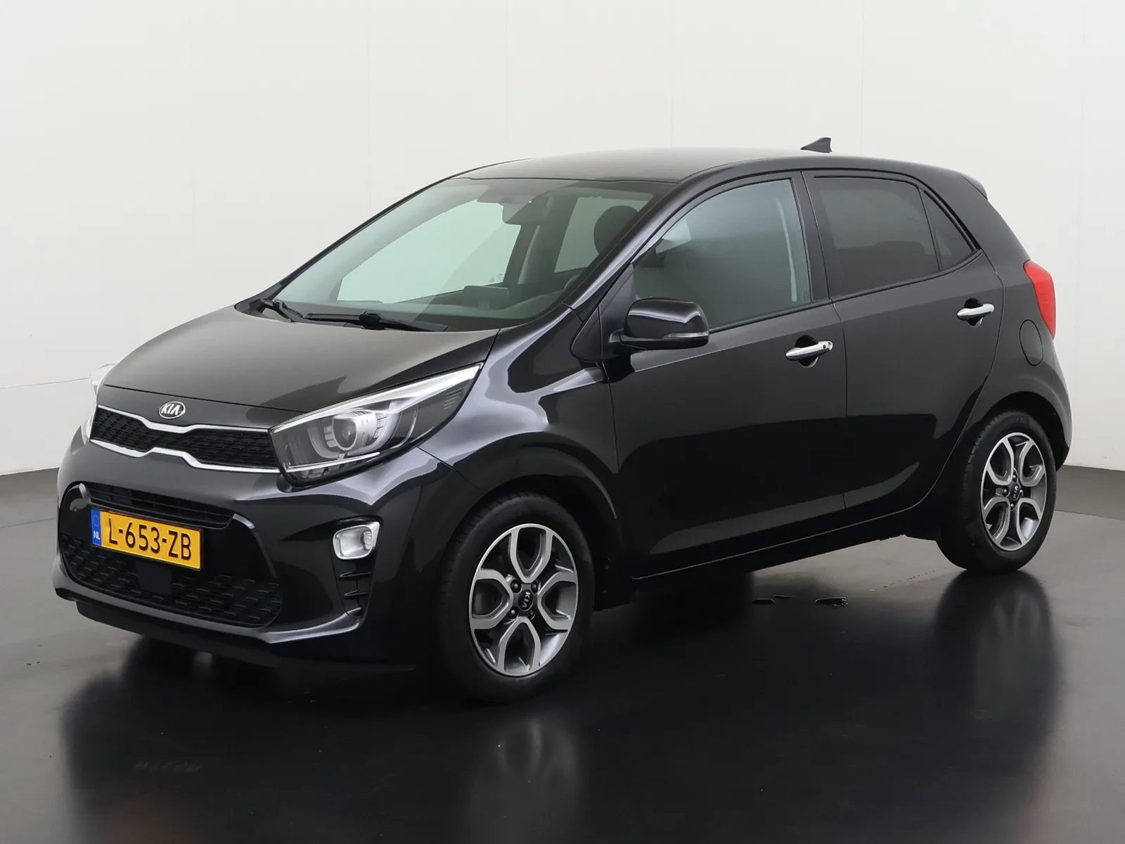 Kia Picanto (2021) — foto 1