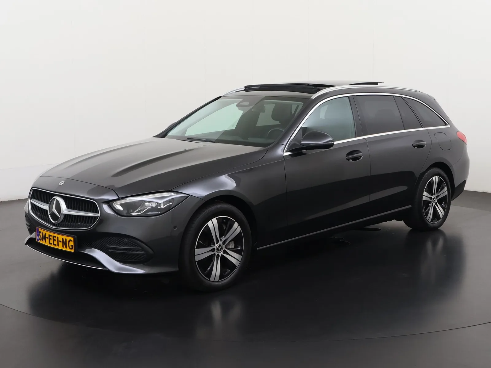 Mercedes-Benz C-Klasse (2023) — foto 1