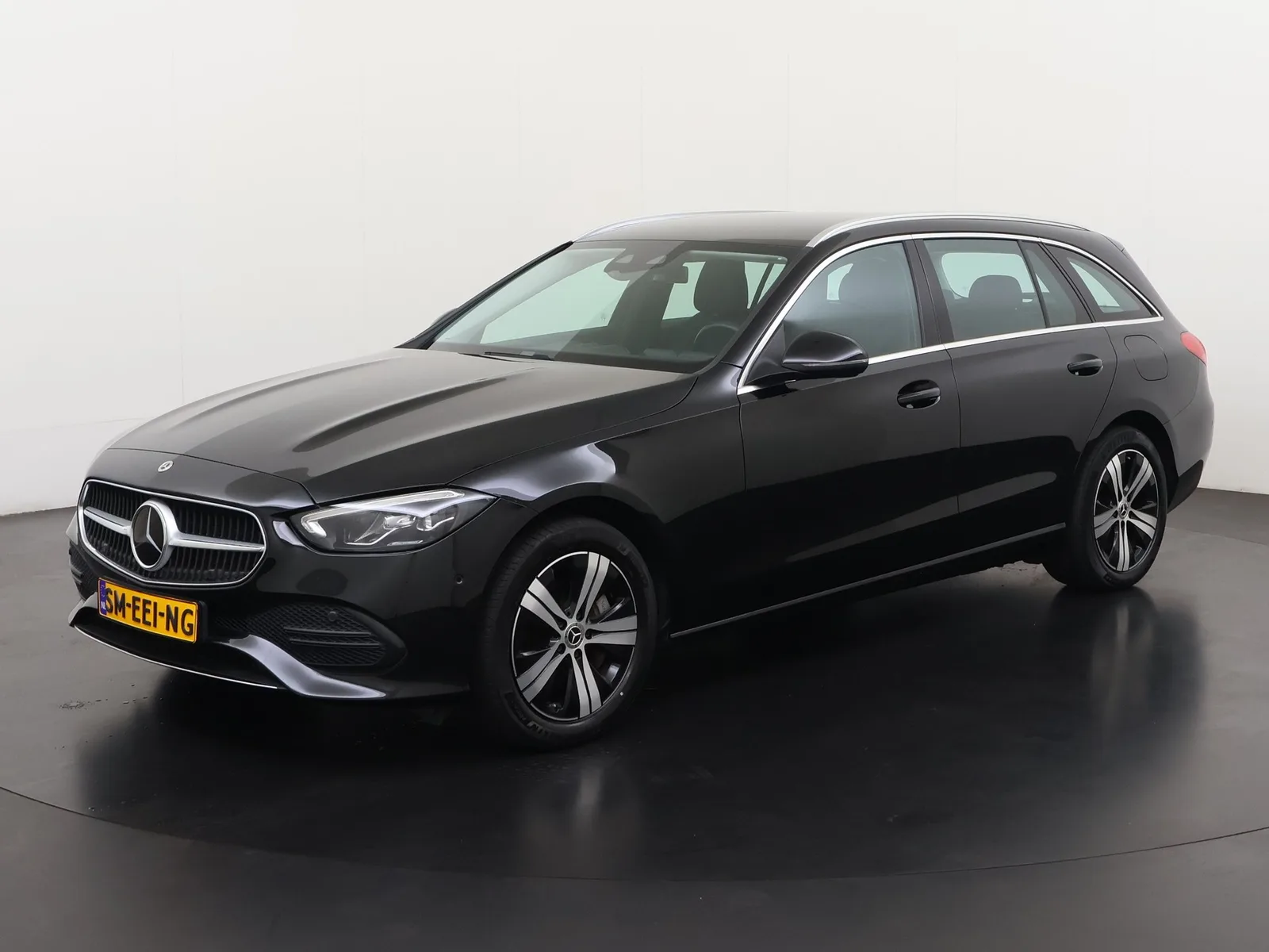 Mercedes-Benz C-Klasse (2023) — foto 1