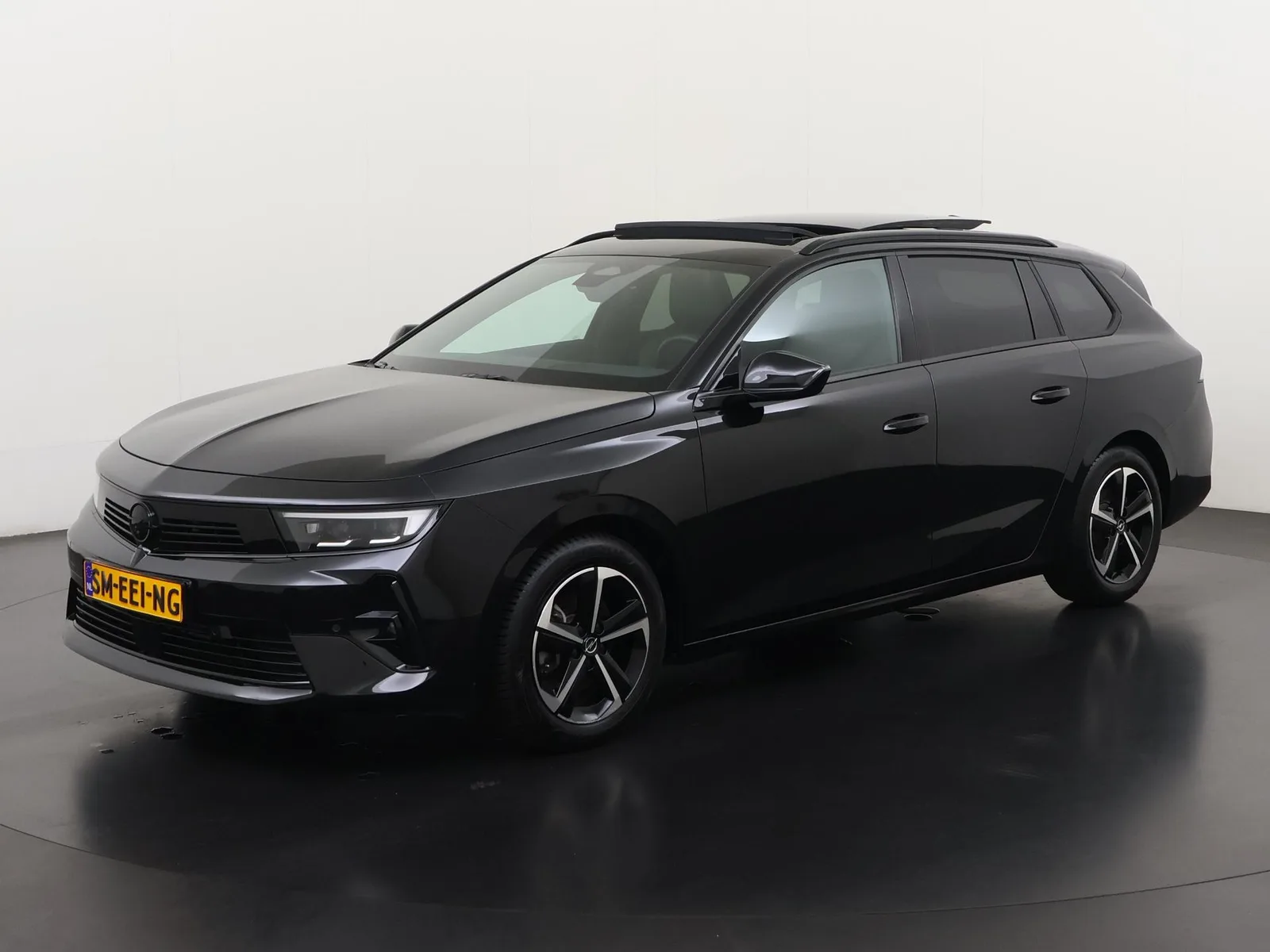 Opel Astra (2025) — foto 1