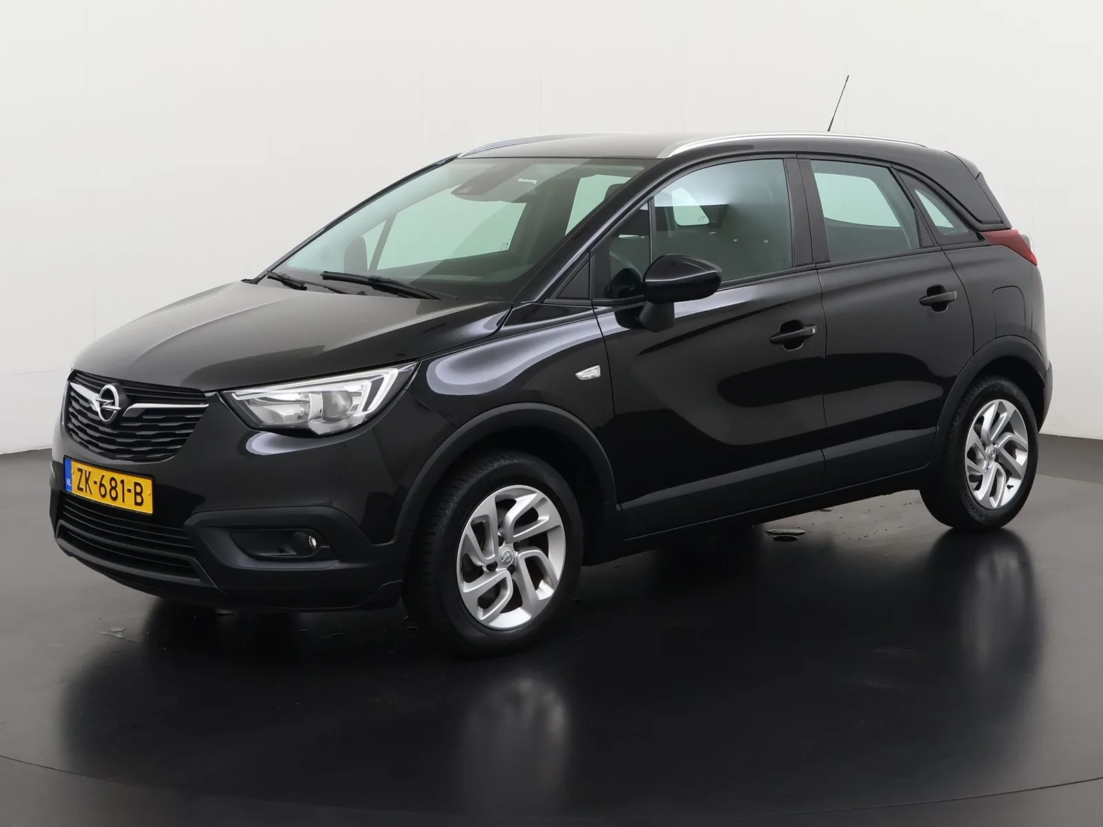Opel Crossland (2019) — foto 1